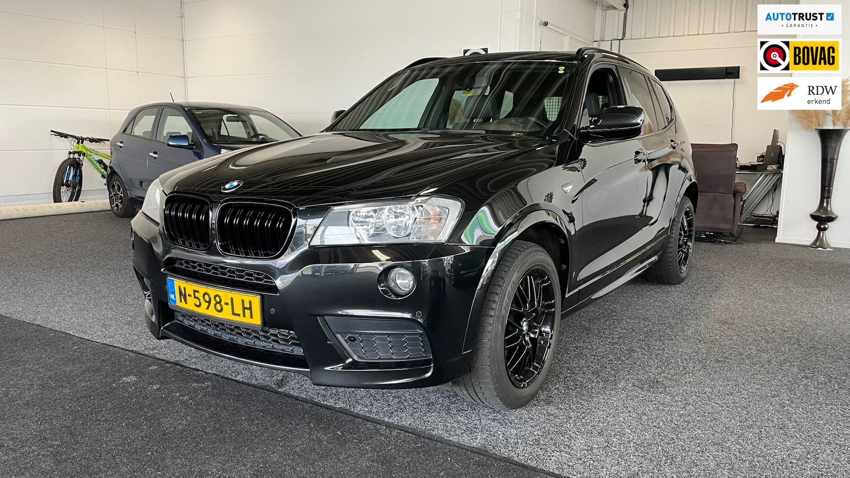 BMW X3 - xDrive20i High Executive XDrive20i High Executive, Cruise control, Airco, Nav, Panorama dak - AutoWereld.nl
