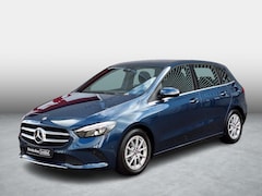 Mercedes-Benz B-klasse - 180 Advantage | Automaat | Trekhaak | Achteruitrijcamera | Spoorassistent | LED verlichtin