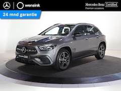 Mercedes-Benz GLA-Klasse - 250 e Business Solution AMG | Trekhaak | Winterpack | Dodehoek detectie | Apple Carplay |