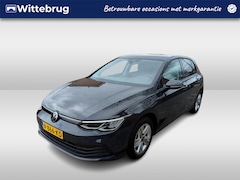 Volkswagen Golf - 1.0 TSI Life Multimedia Trekhaak / Digital cockpit / PDC / App-connect / Apple carplay / L
