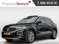 Volkswagen T-Roc - 1.5 TSI AUT7 SPORT PANODAK LEDER NAVI CAMERA DIGI-DASH APPLE-CARPLAY LED LMV PDC