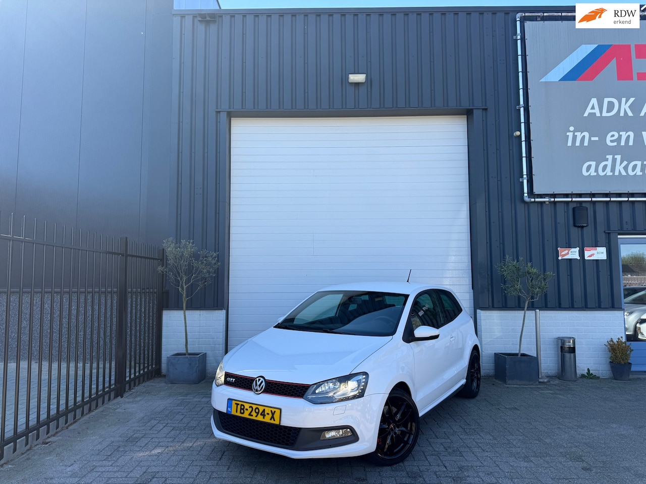 Volkswagen Polo - 1.4 TSI GTI DSG/XENON/PDC/CRUISE/LM VELGEN - AutoWereld.nl