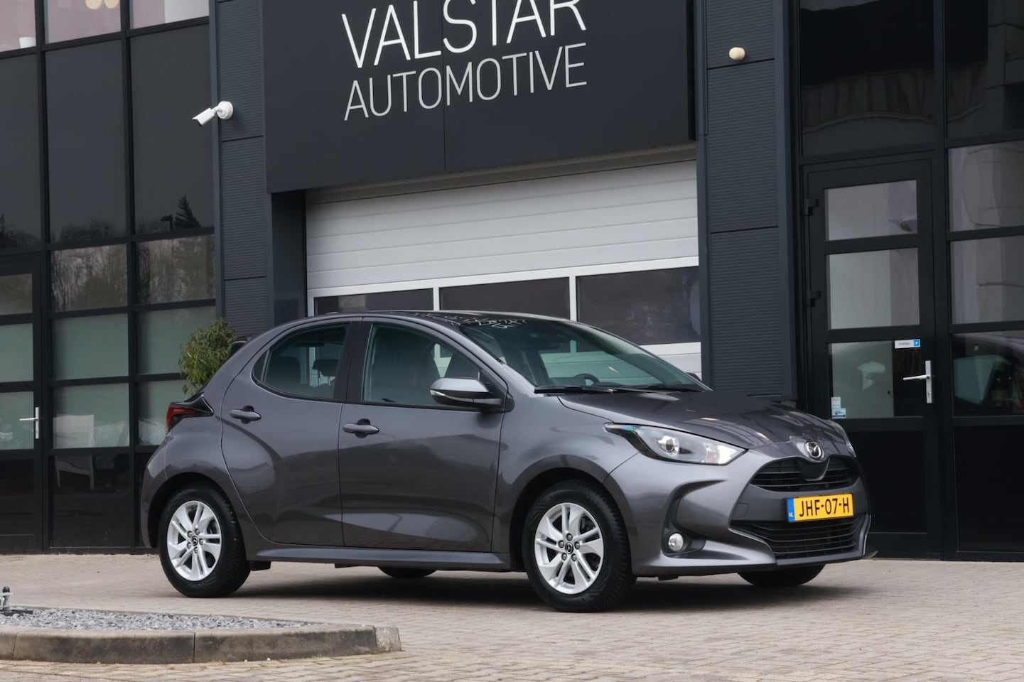 Mazda 2 Hybrid - 1.5 Agile hybride | Camera | ACC | Stoel/stuur verwarming! | Apple Carplay - AutoWereld.nl
