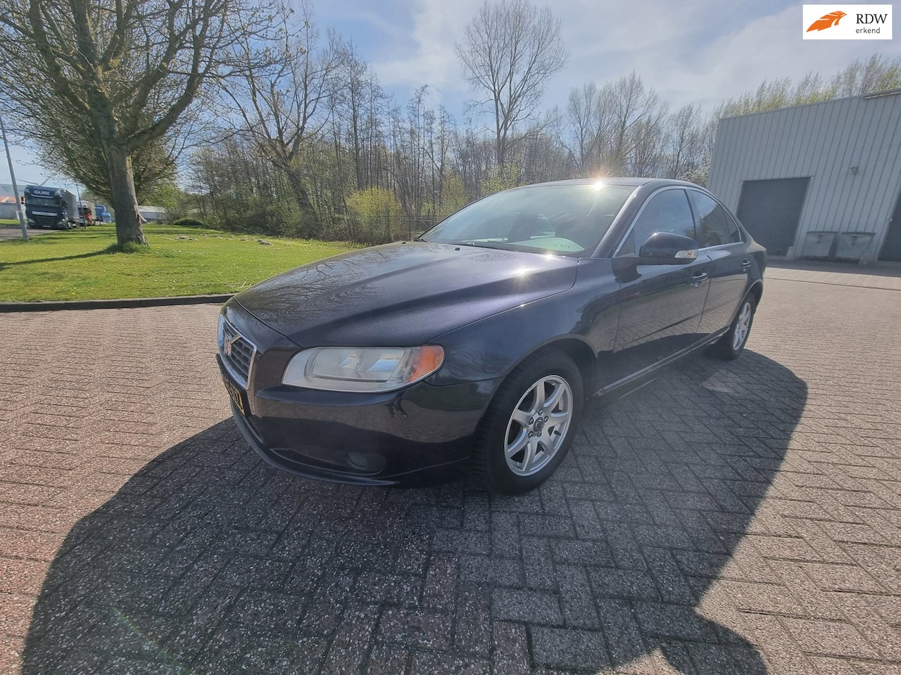 Volvo S80 - 2.5 T Momentum LEDER NAVI CRUISE PARKEERSENSOR CRUISE - AutoWereld.nl