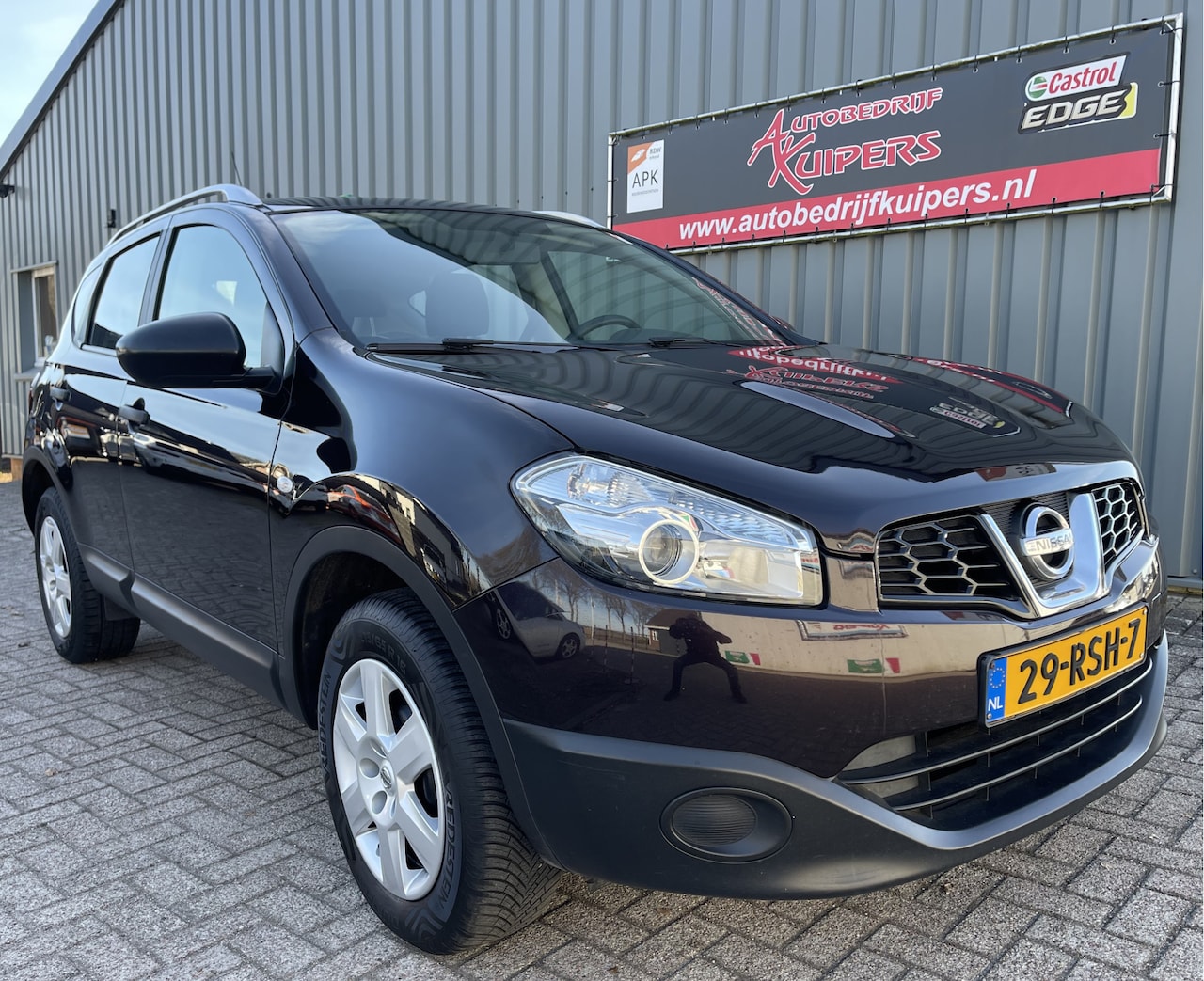 Nissan Qashqai - 1.6 Visia Airco.Cruise.Pdc.Audio.Trekhaak - AutoWereld.nl