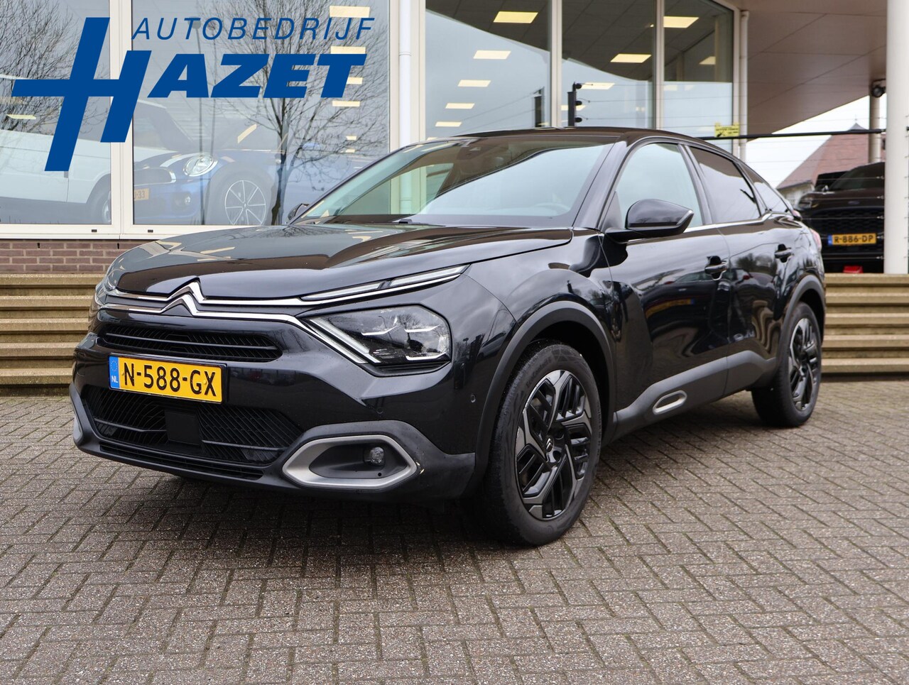 Citroën C4 - 1.2 SHINE AUT. *NIEUWE DBRIEM* + ADAPTIVE CRUISE | HEAD-UP | CAMERA | DAB | 18 INCH | CARP - AutoWereld.nl