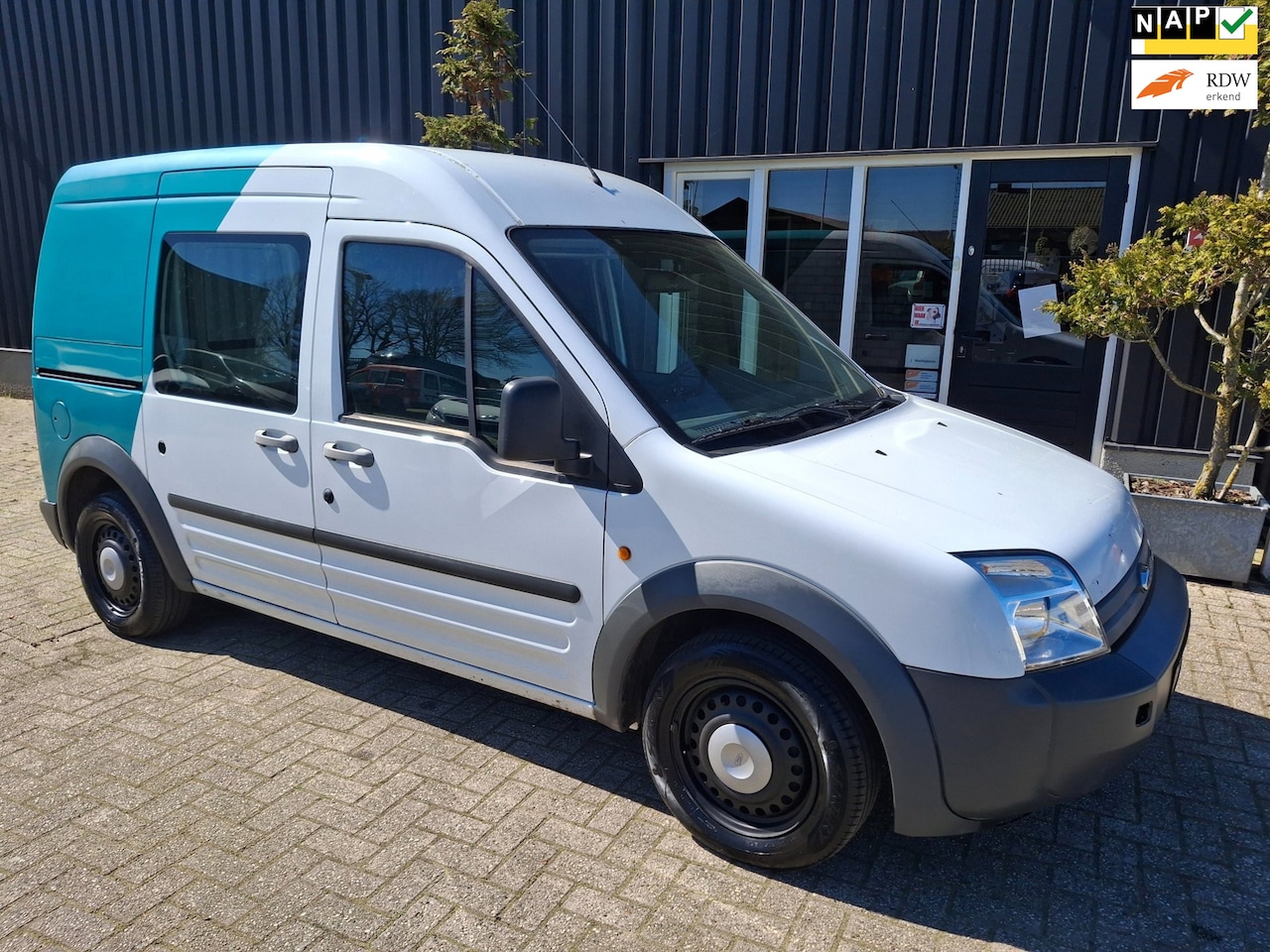 Ford Transit Connect - T230L 1.8 TDCi T230L 1.8 TDCi - AutoWereld.nl