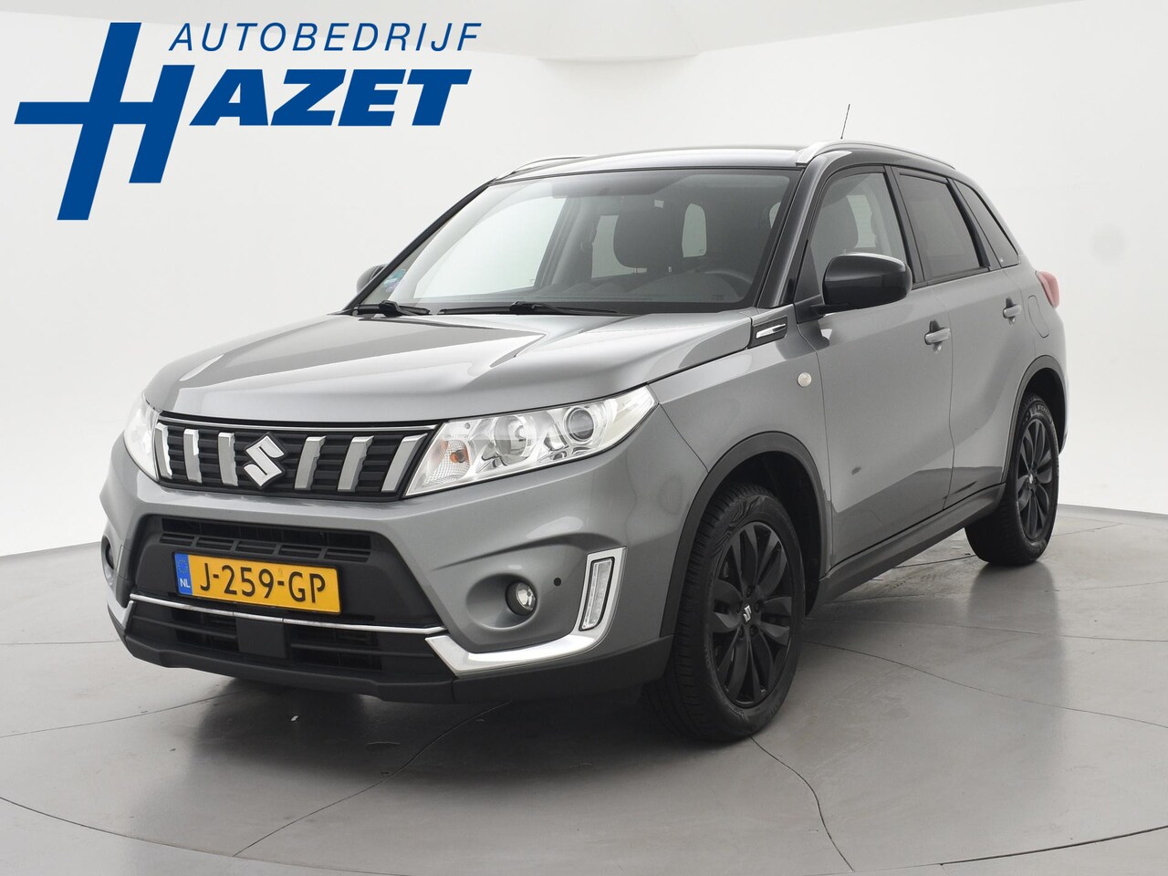 Suzuki Vitara - 1.0 BOOSTERJET SELECT TWO-TONE + CAMERA | APPLE CARPLAY | DAB | STOELVERWARMING - AutoWereld.nl