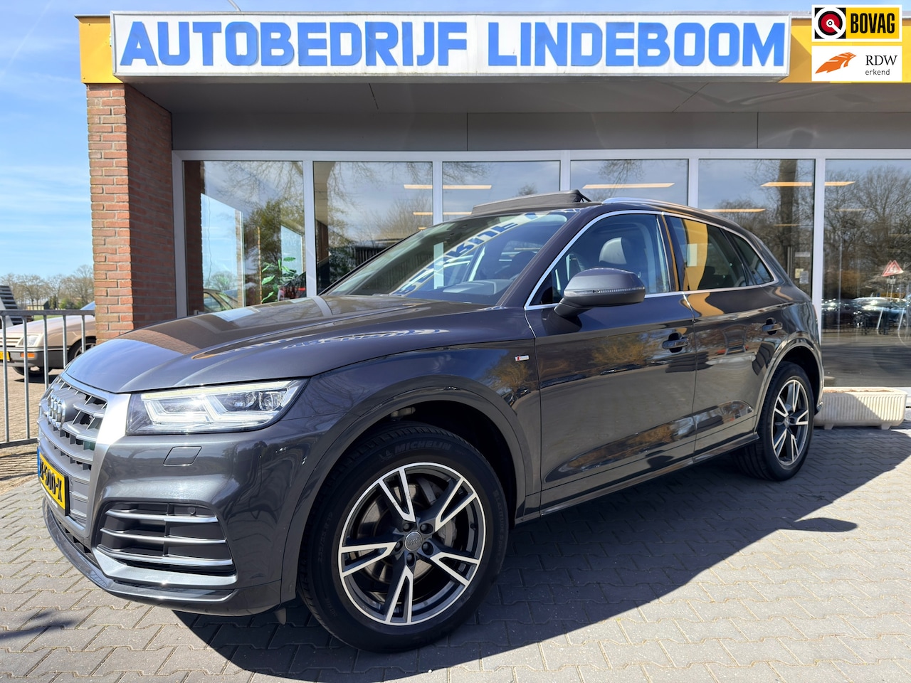 Audi Q5 - 2.0 TFSI quattro S-Line Pano,Trekhaak,Head Up Display,Winter Set,Camera - AutoWereld.nl