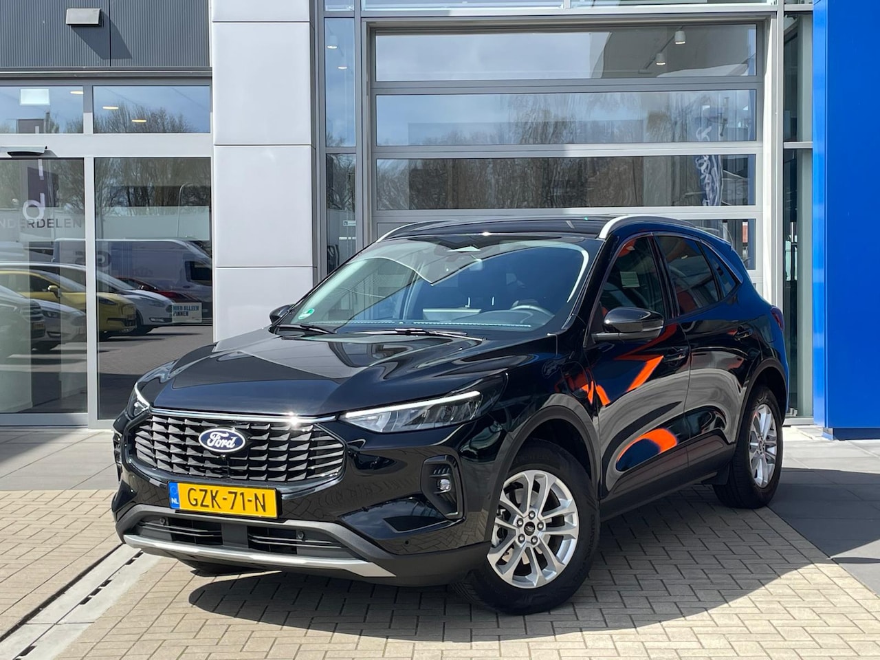 Ford Kuga - 2.5 PHEV Titanium | Winter Pack | Driver Ass. Pack | Adaptive Cruise Control | Blis | Came - AutoWereld.nl