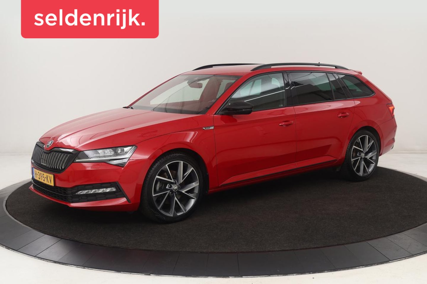 Skoda Superb - 1.4 TSI iV Sportline | Trekhaak | Stoelverwarming | Matrix LED | Virtual Cockpit | Camera - AutoWereld.nl