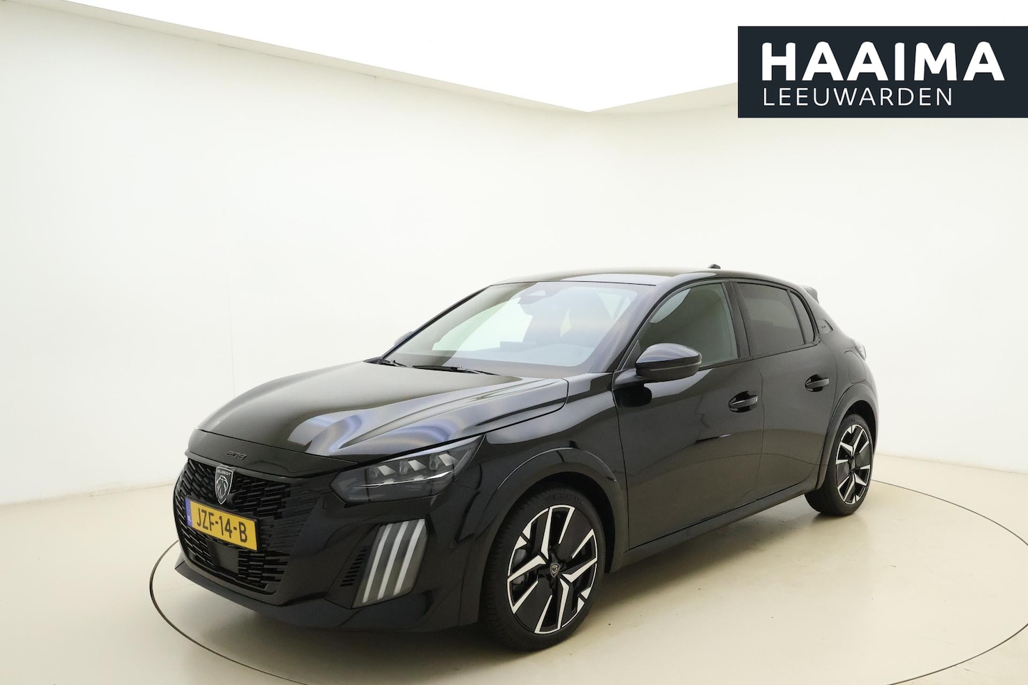 Peugeot 208 - 1.2 Hybrid 110 e-DCS6 GT 360 Camera l Full-LED l Keyless Entry & Go l Wireless Apple Carp - AutoWereld.nl