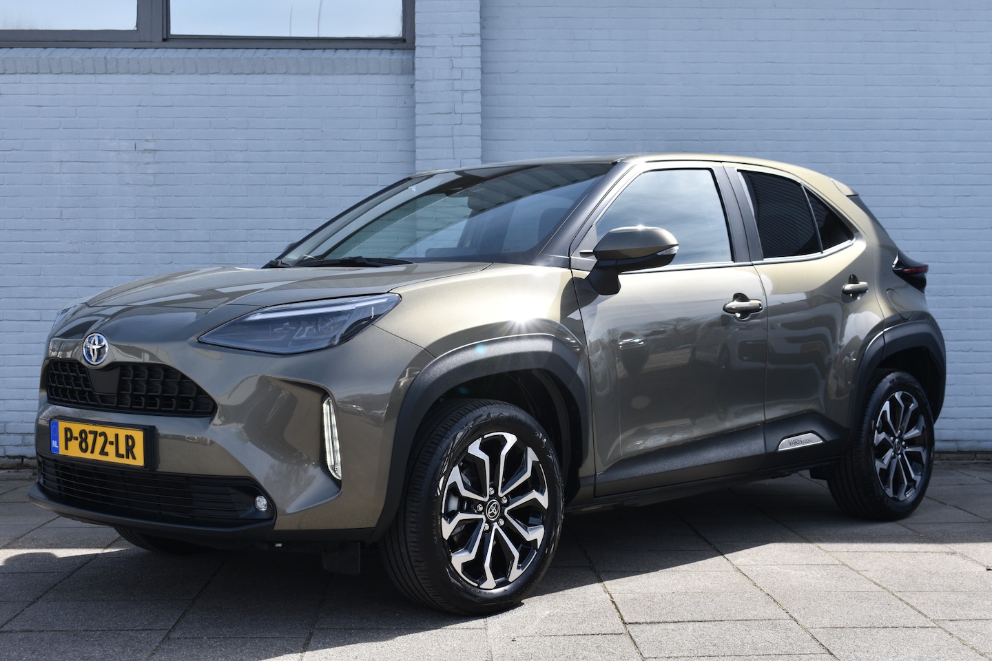 Toyota Yaris Cross - 1.5 Hybrid First Edition Automaat 116pk | Trekhaak | Dealer onderhouden | Keyless entry | - AutoWereld.nl