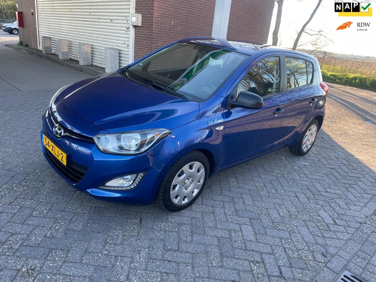 Hyundai i20 - 1.2i Business Edition 1.2i Business Edition - AutoWereld.nl