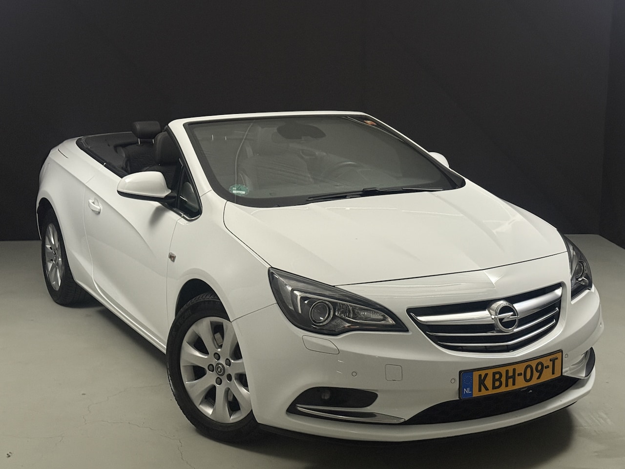Opel Cascada - 1.6 Turbo Cosmo Automaat*Super leuk * - AutoWereld.nl