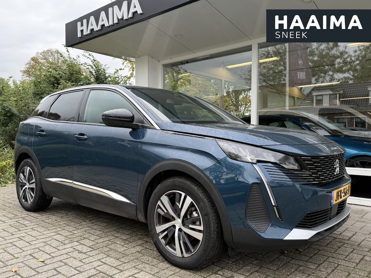 Peugeot 3008 - 1.2T 130pk Allure Pack Business | Navigatie | Climate & Cruise Control | Camera | AppleCar - AutoWereld.nl