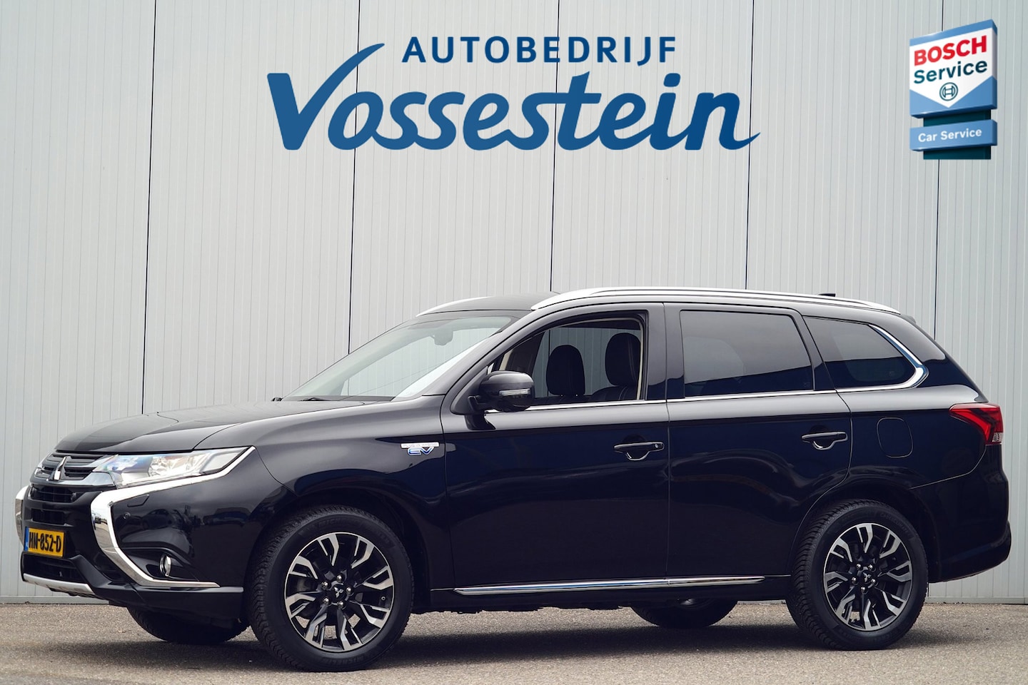 Mitsubishi Outlander - 2.0 PHEV instyle / 137dkm NAP / Leder / Trekhaak / Facelift / Navi / Cruise / Climate - AutoWereld.nl
