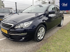 Peugeot 308 - 1.2 PureTech Blue Lion | Panoramadak | 1e Eigenaar | Trekhaak | NAV | Cruise