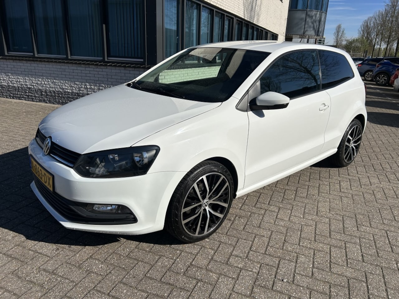 Volkswagen Polo - 1.0 MPI Sport AIRCO CAMERA BLUETH. - AutoWereld.nl