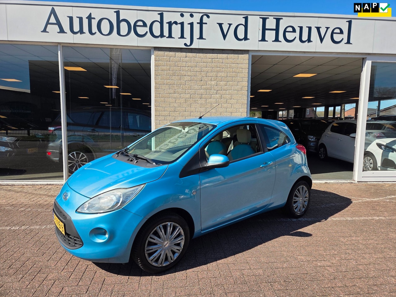 Ford Ka - 1.2 Titanium * NAP * Nieuwe distributie set! * Airco * Rijklaar - AutoWereld.nl
