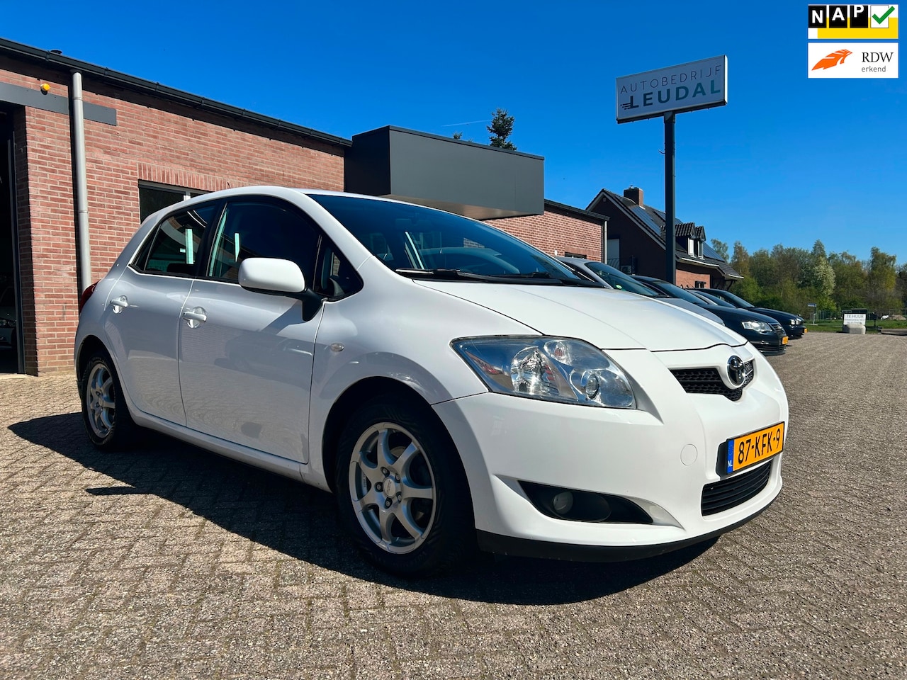Toyota Auris - 1.8 Aspiration // Nieuwe APK bij aflevering - AutoWereld.nl