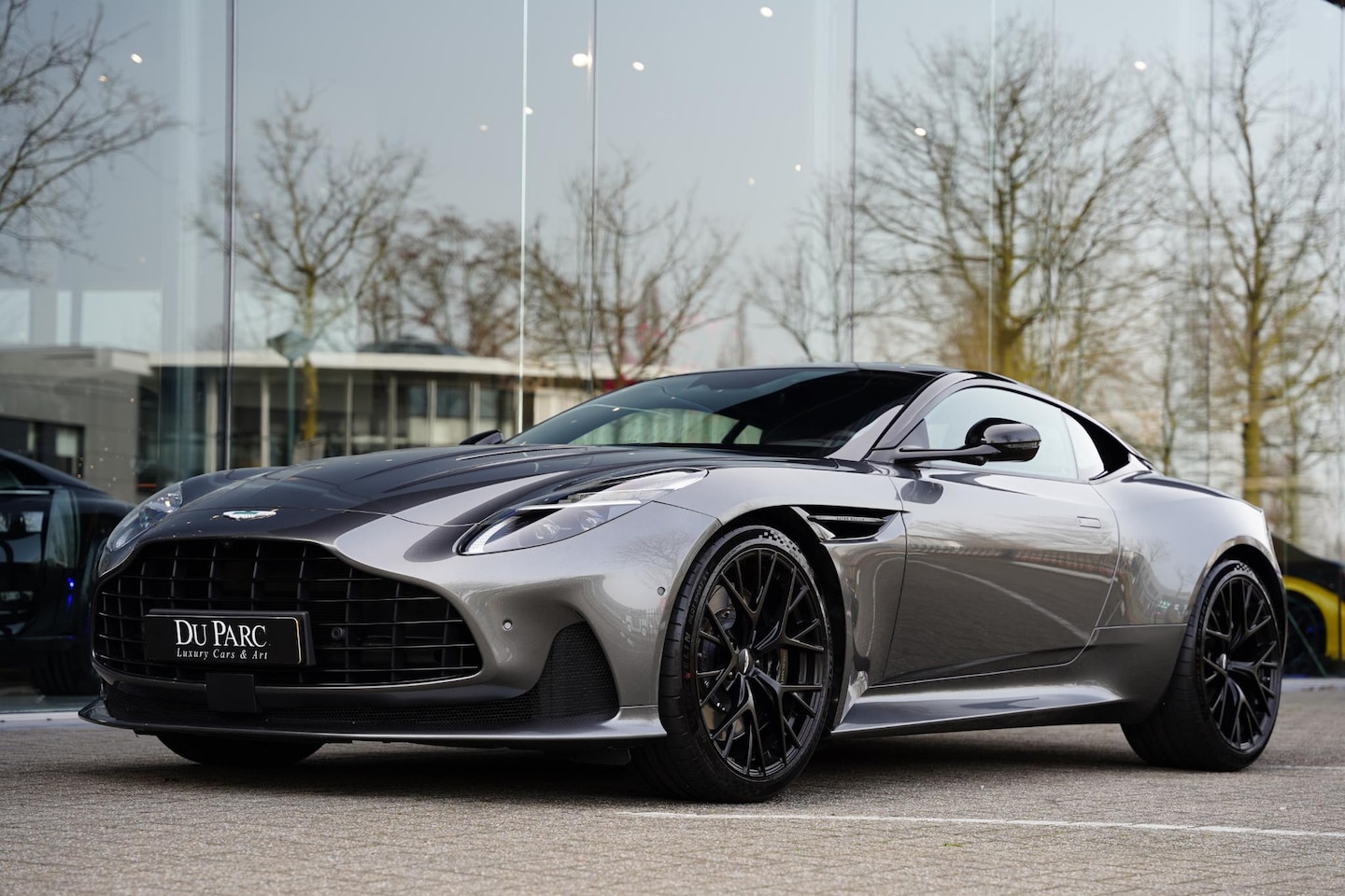 Aston Martin V8 Coupé - DB12 4.0 NEW SERVICE NL AUTO - AutoWereld.nl