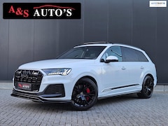 Audi Q7 - 55 TFSI e Quattro 3x S line Pano Luchtvering Rs stoelen Trekhaak Acc Camera Elektr stoelen