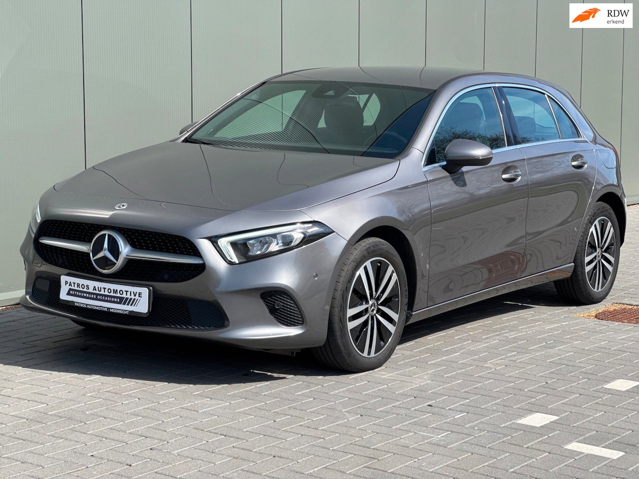 Mercedes-Benz A-klasse - 250 e Plug-in Hybrid Business Line | Camera | Navi | CarPlay - AutoWereld.nl