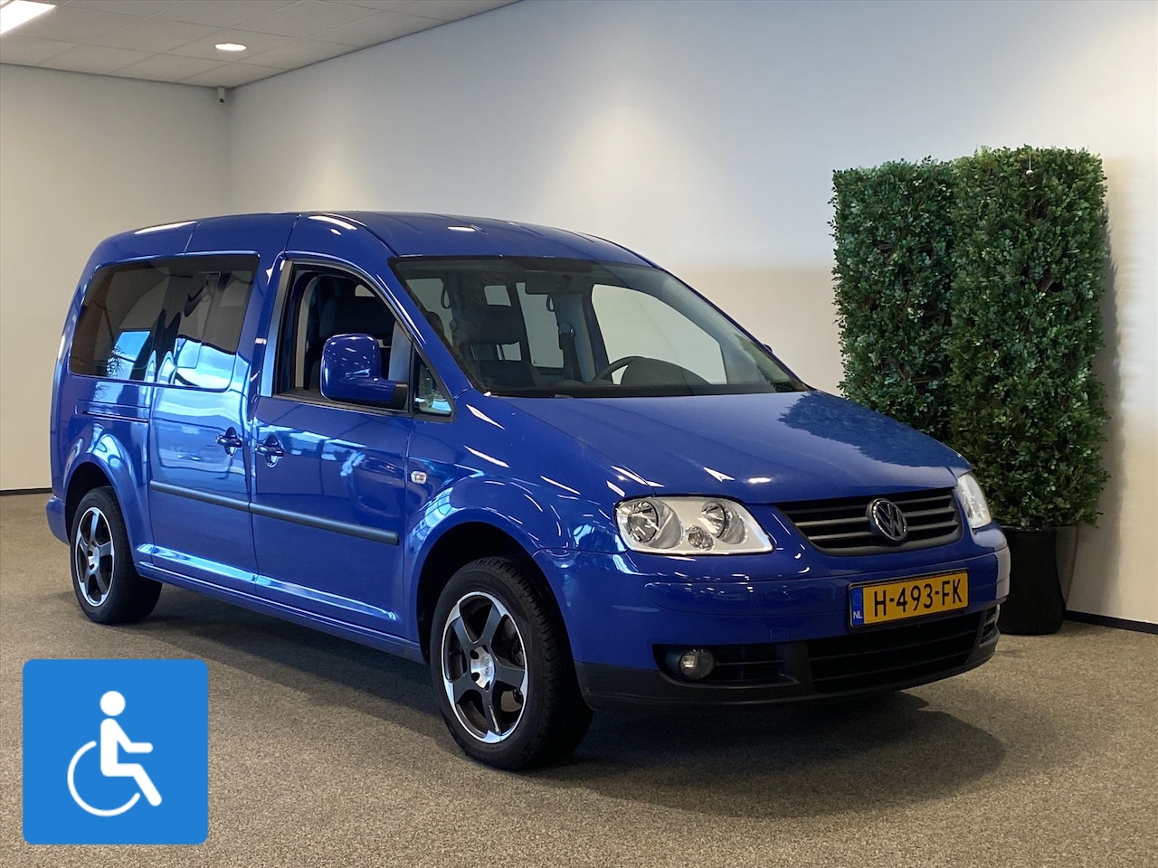 Volkswagen Caddy Maxi - Rolstoelauto 5+1 (airco) - AutoWereld.nl