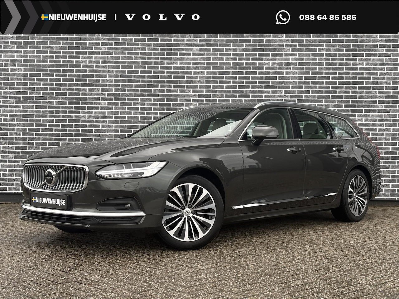 Volvo V90 - 2.0 B4 Inscription | Parkeerverwarming | Massage | Achteruitrijcamera | Koplampen Adaptief - AutoWereld.nl