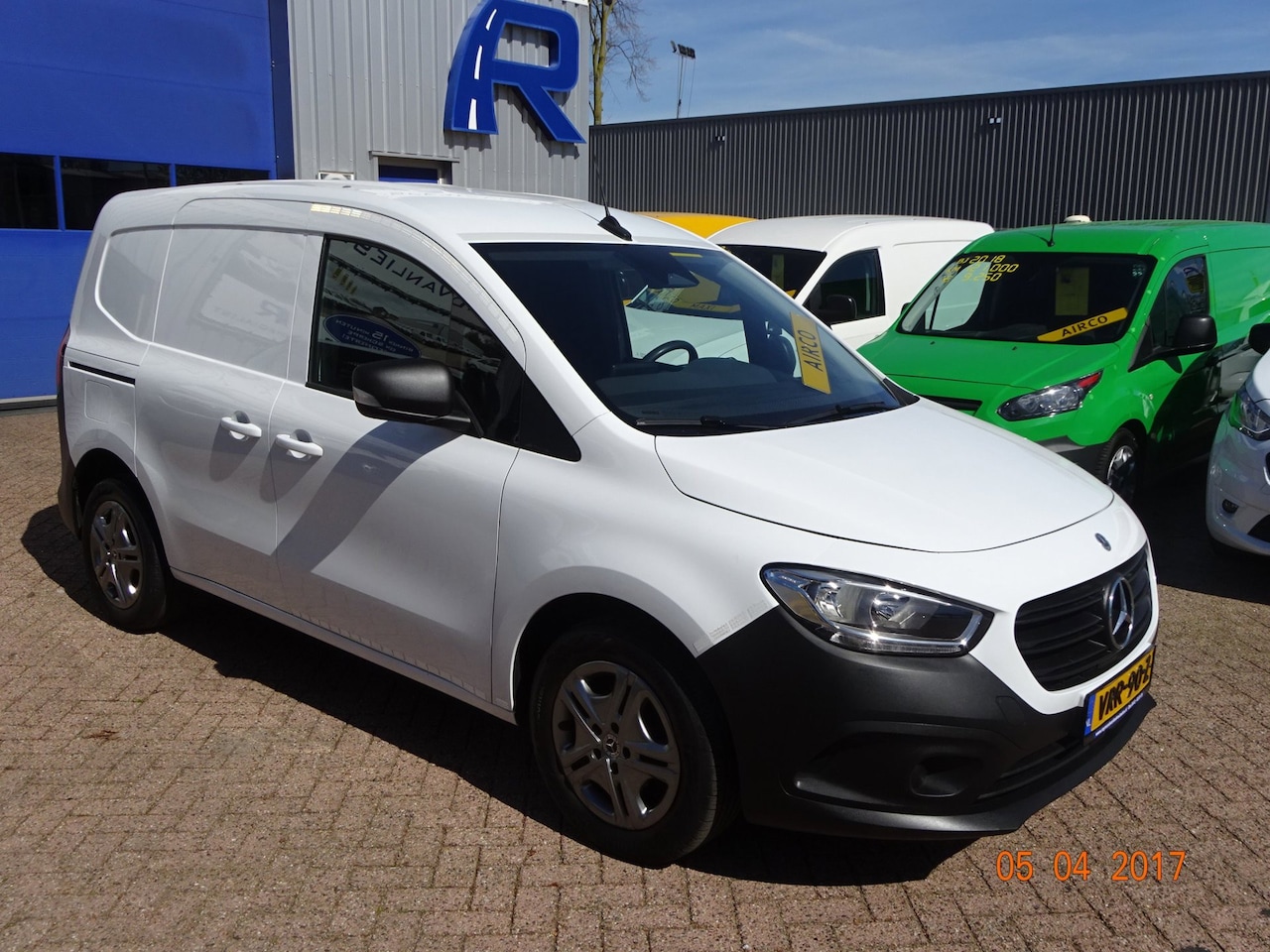 Mercedes-Benz Citan - 108 CDI L1 Pro MBUX AIRCO CRUISE CONTROL NAVIGATIE - AutoWereld.nl