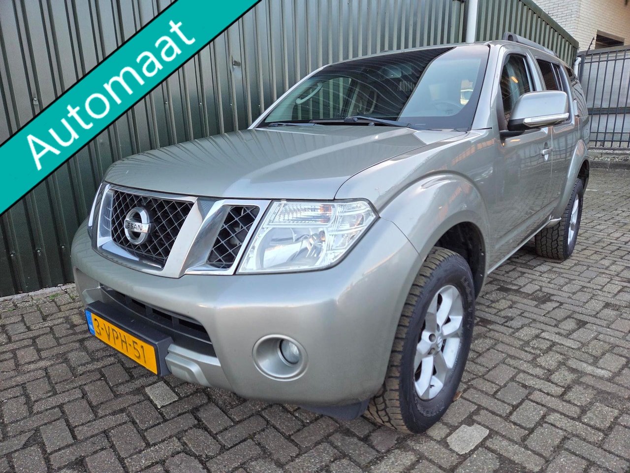 Nissan Pathfinder - 2.5 dCi SE 4WD VAN MARGE - AutoWereld.nl