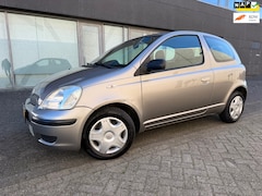 Toyota Yaris - 1.3 VVT-i Idols AIRCO BJ 10-2003 APK 11-2026