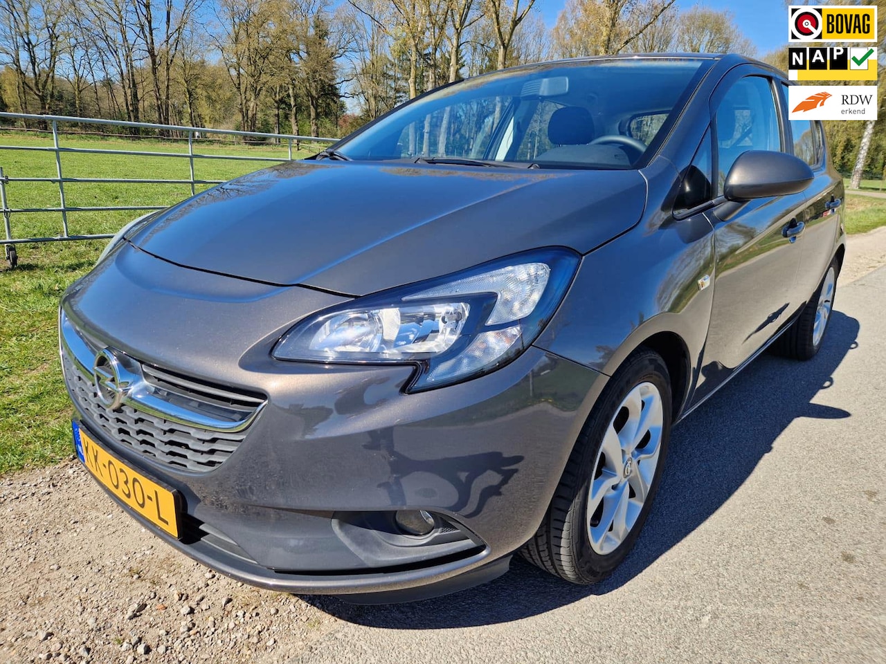 Opel Corsa - 1.4 Edition airco cruise control compleet onderhouden - AutoWereld.nl