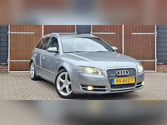 Audi A4 Avant - 3.0 TDI q. Pro Line, S line, Automaat, Trekhaak, Parkeersensoren