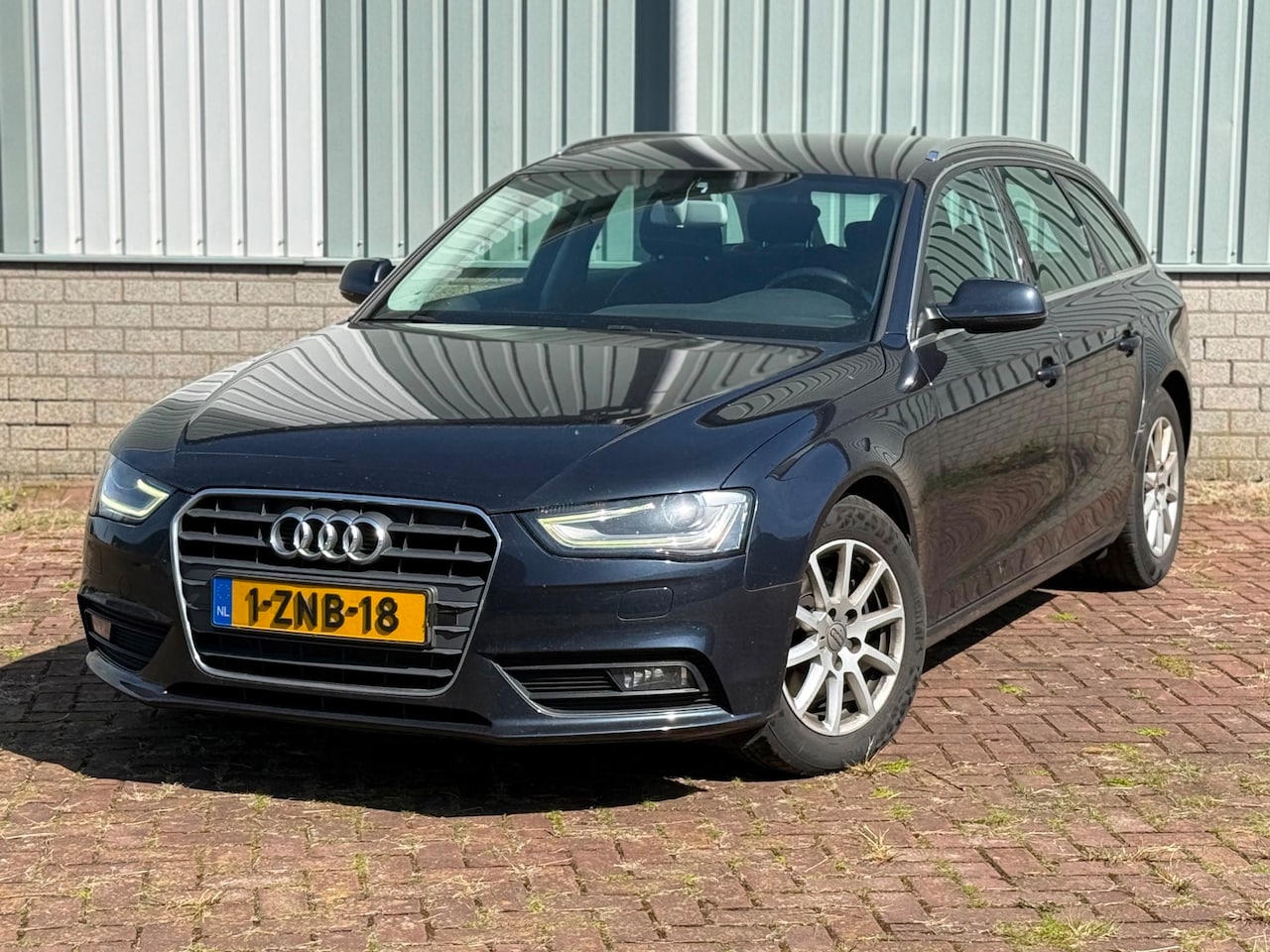 Audi A4 Avant - 2.0 TDI ultra Advance Export - AutoWereld.nl