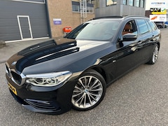 BMW 5-serie Touring - 520i High Executive SPORT AUT PANO LEER NAP VOL LUXE