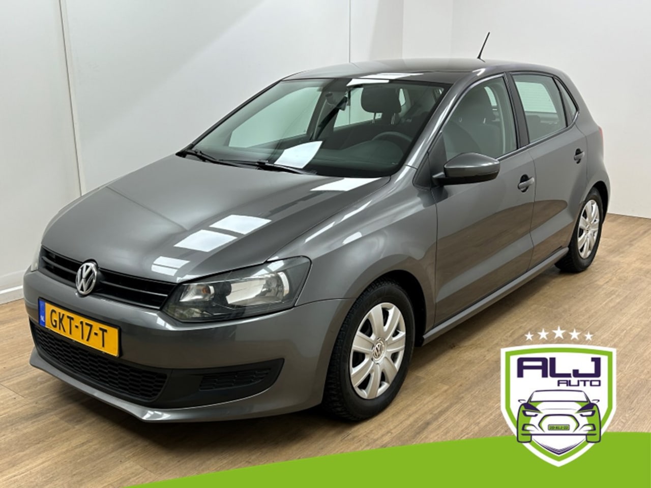 Volkswagen Polo - Occasion 1.4-16V Trendline | Grijs | Tweedehands Volkswagen Polo | Airco | Bluetooth | And - AutoWereld.nl