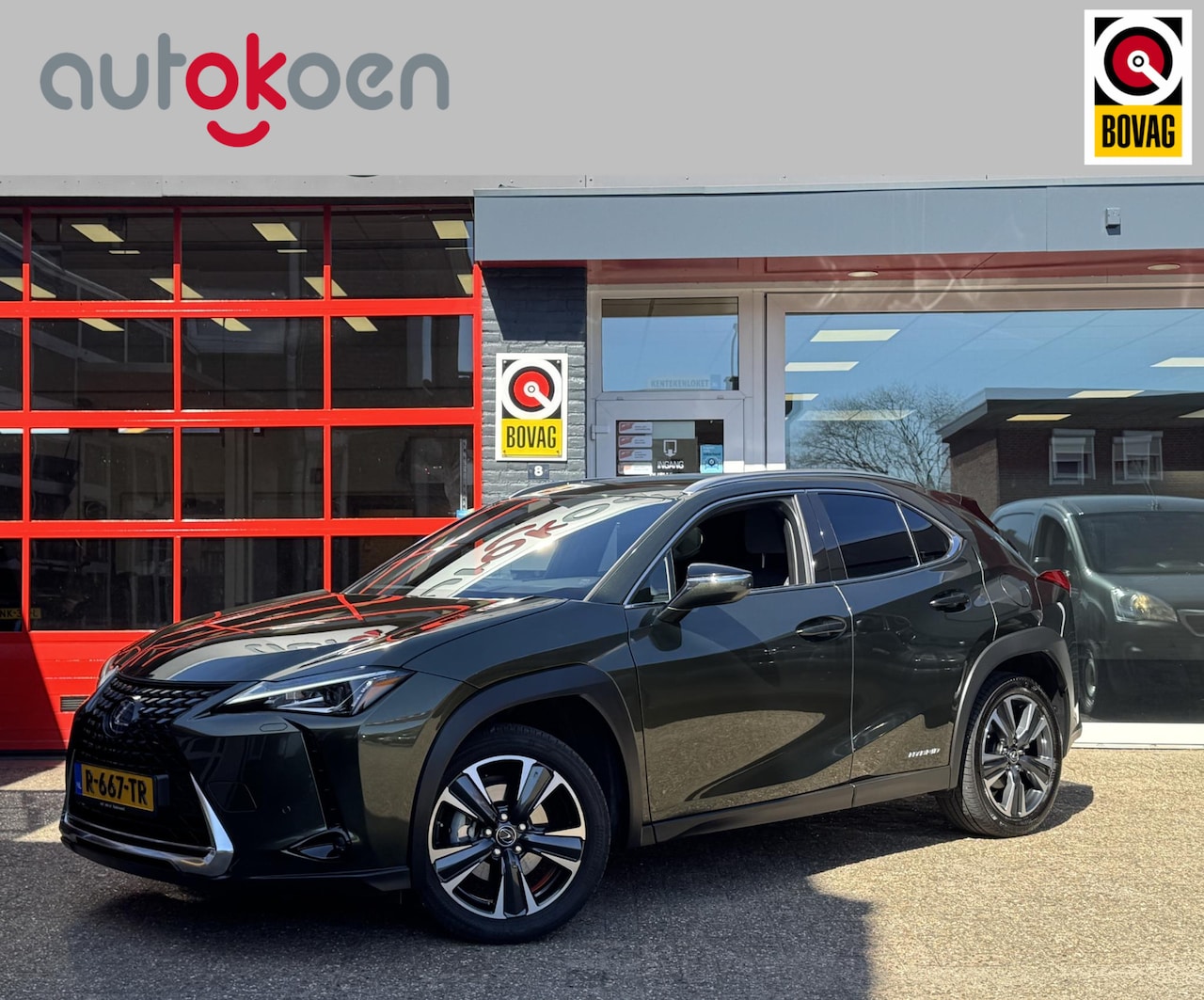 Lexus UX - 250h Preference Line *TREKHAAK/ACC/CAMERA* - AutoWereld.nl