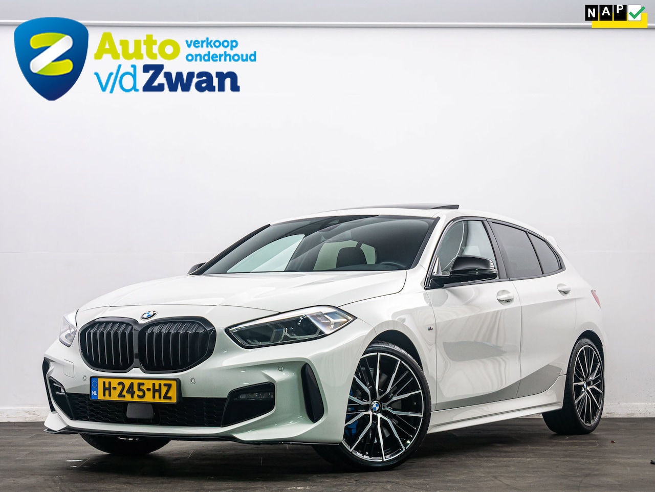 BMW 1-serie - 118i High Executive Edition M-Sport Automaat - AutoWereld.nl