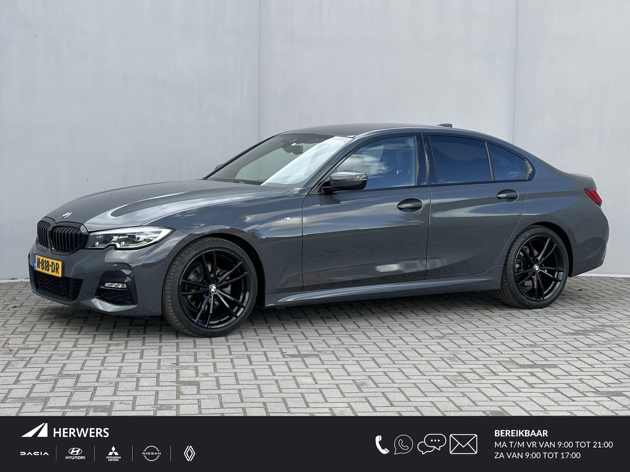 BMW 3-serie - 320i Business Edition M Sport / Dealer onderhouden / Stoelverwarming / Trekgewicht 1600 kg - AutoWereld.nl