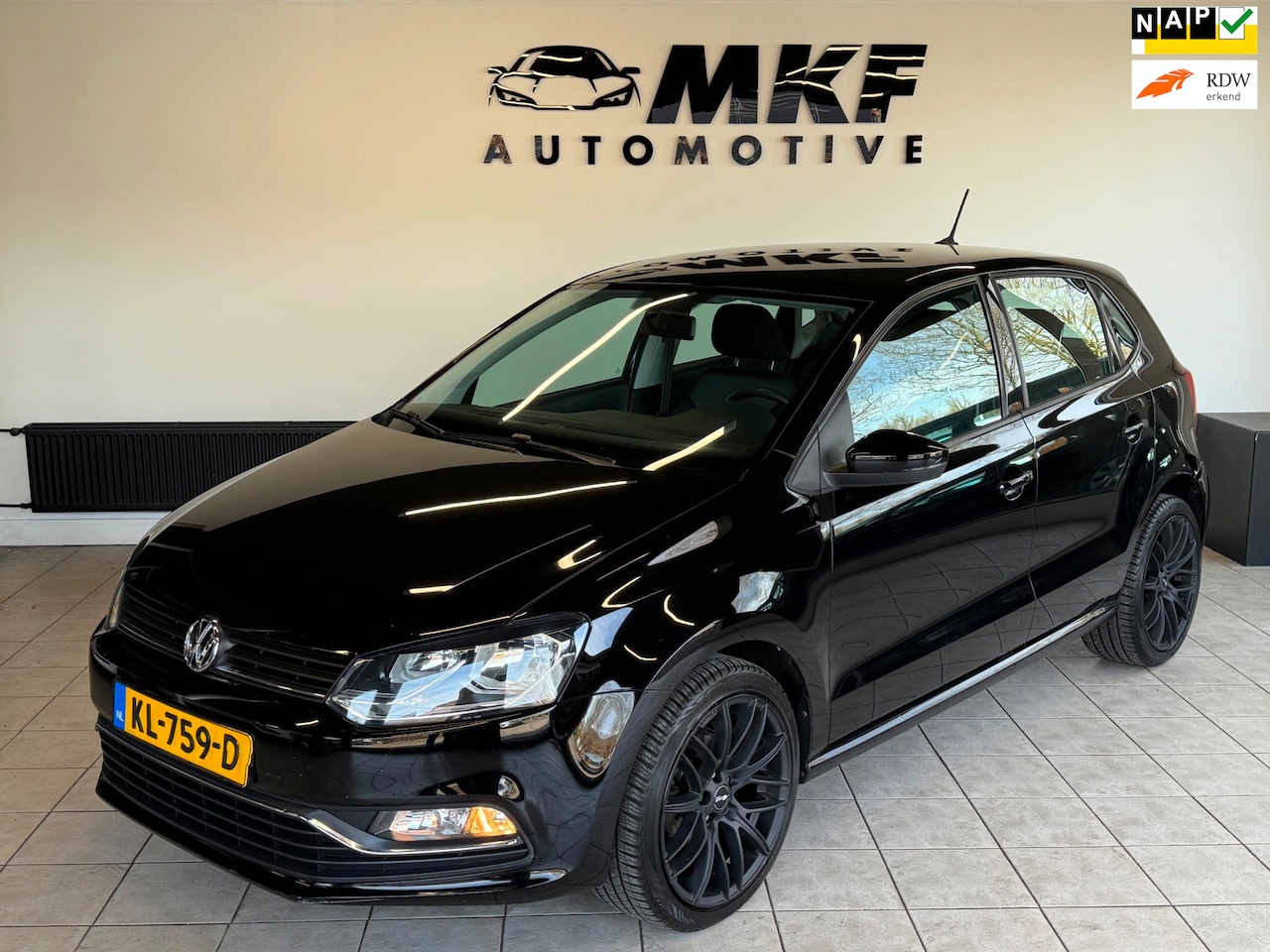 Volkswagen Polo - 1.4 TDI 5DR 2016 Zwart Airco/Navi/NAP/EURO6! - AutoWereld.nl
