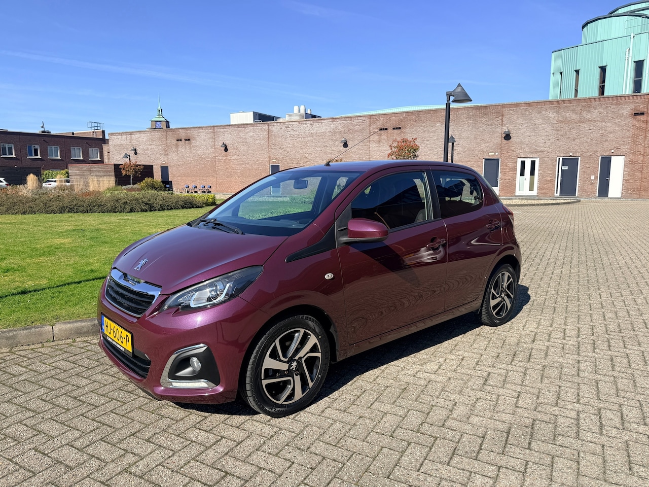 Peugeot 108 - 1.2 Puretech TOP! Roland Garros 2015 - AutoWereld.nl
