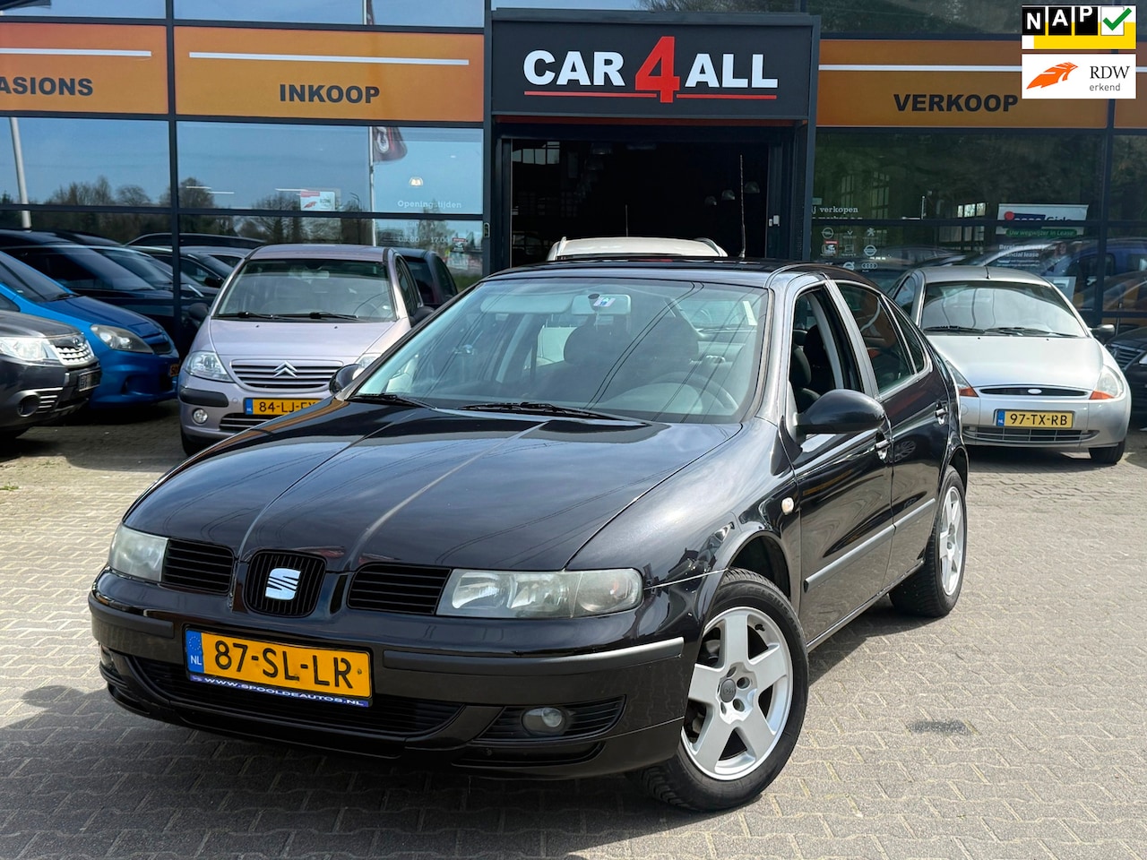 SEAT Leon - 1.6-16V Last Edition CLIMA/CRUISE/TREKHAAK/ELEKRAMEN/APK 29-07-2026 - AutoWereld.nl