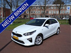 Kia Cee'd - Ceed 1.4 T-GDi DynamicPlusLine 141 PK, , , stuurverwarming nw banden