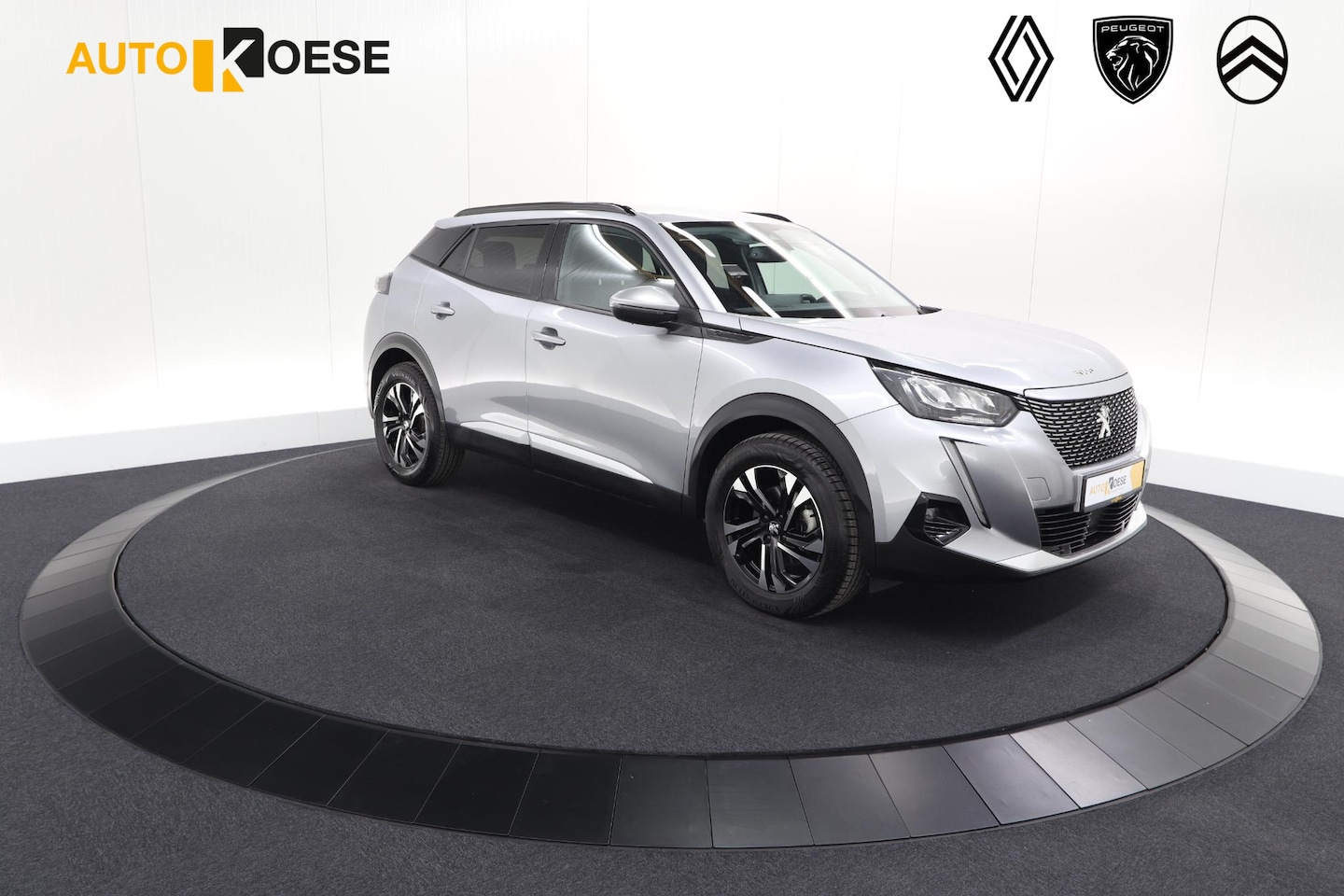 Peugeot e-2008 - EV Allure 50 kWh | SOH=96.7 % | 3 Fase Laadfunctie | Camera | Navigatie | Parkeersensoren - AutoWereld.nl