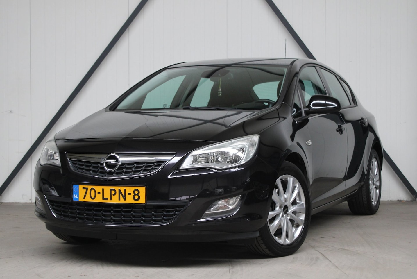 Opel Astra - 1.4 Turbo Edition l NAP l Airco l Scherpe meeneemprijs - AutoWereld.nl
