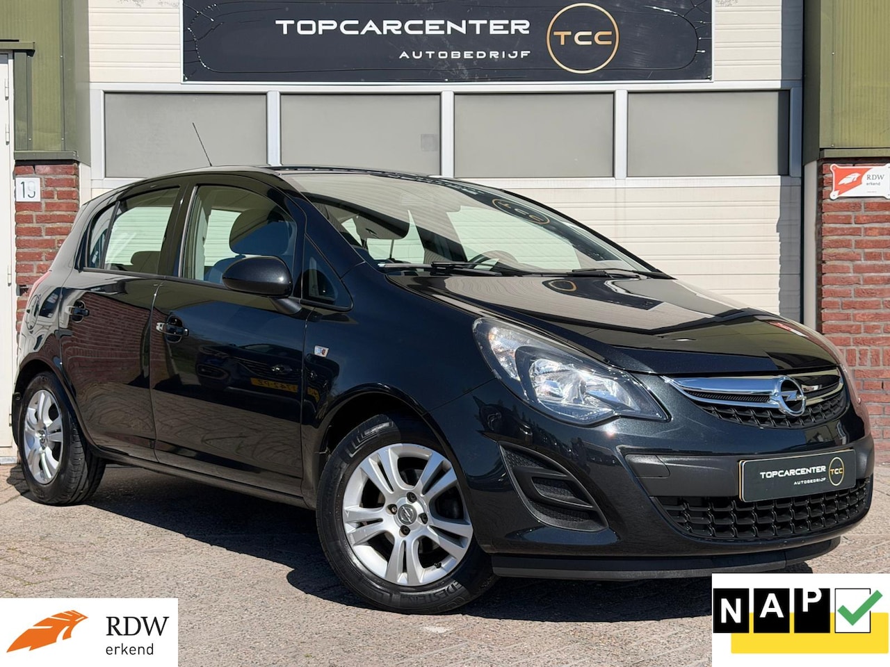 Opel Corsa - 1.4-16V Berlin/AIRCO/5DRS/CRUISE/LM.VELG/APK/NAP - AutoWereld.nl