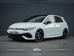 Volkswagen Golf - 2.0 TSI R 4Motion / Pano / Akrapovic / DCC / Stoelklima