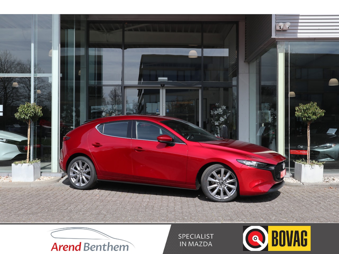 Mazda 3 - 2.0 Automaat SkyActiv-G M Hybrid 122 pk Head-up / Navi / Cruise / LM-Velgen - AutoWereld.nl